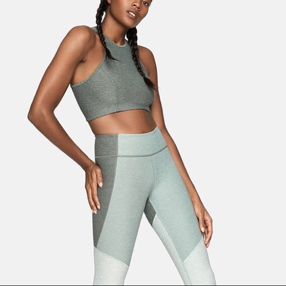 Outdoor Voices Tops - 🌵OUTDOOR VOICES crop🌵